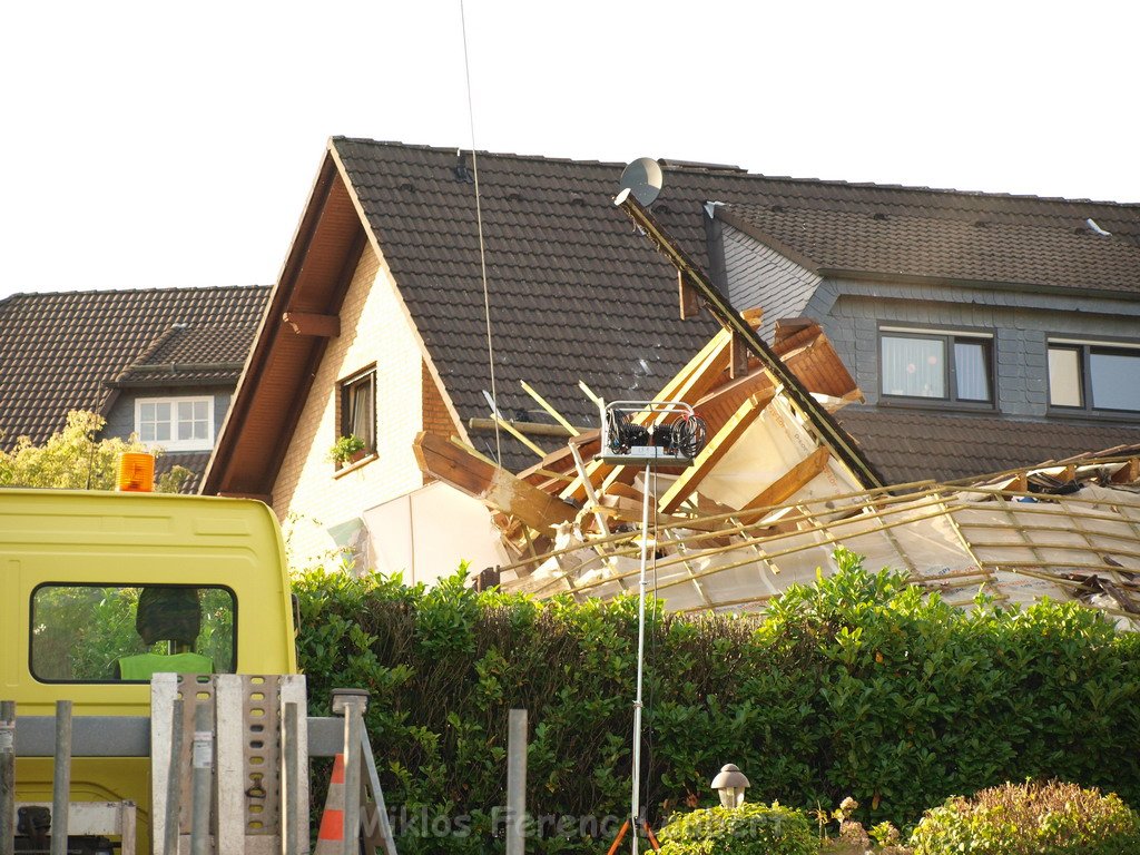 Haus explodiert Bergneustadt Pernze P169.JPG